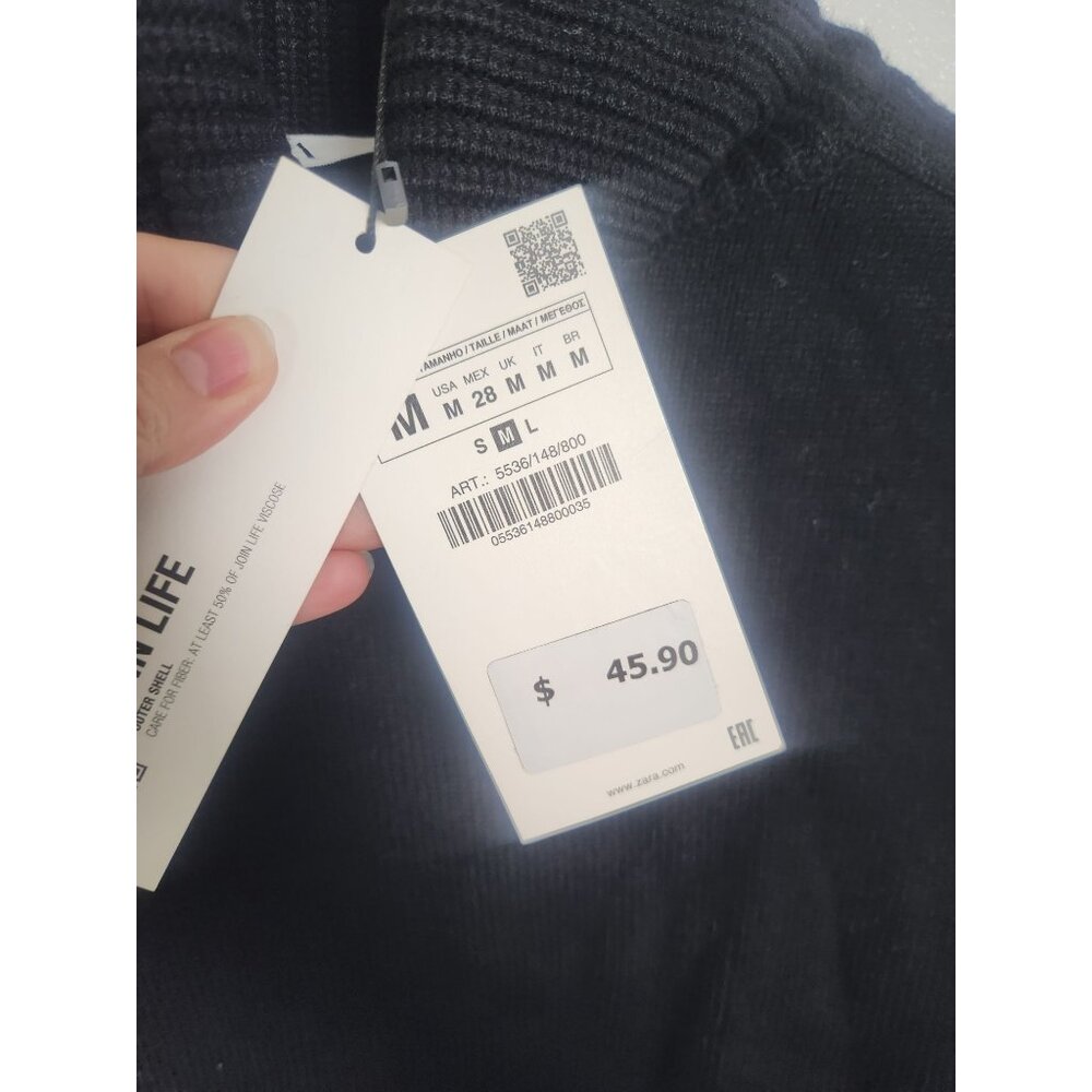 Zara Women's Sz. M Black Knit Crop Long Sleeve Turtle Neck Sweater NWT - Picture 3 of 6